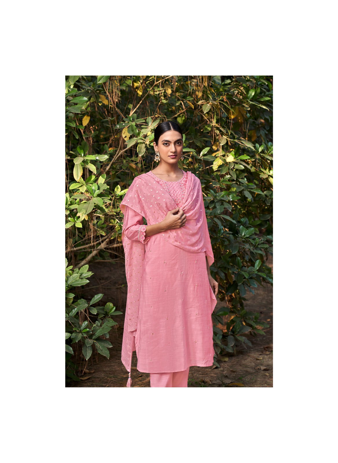 Four Buttons Muraad Exclusive Designer Wholesale Readymade Suits